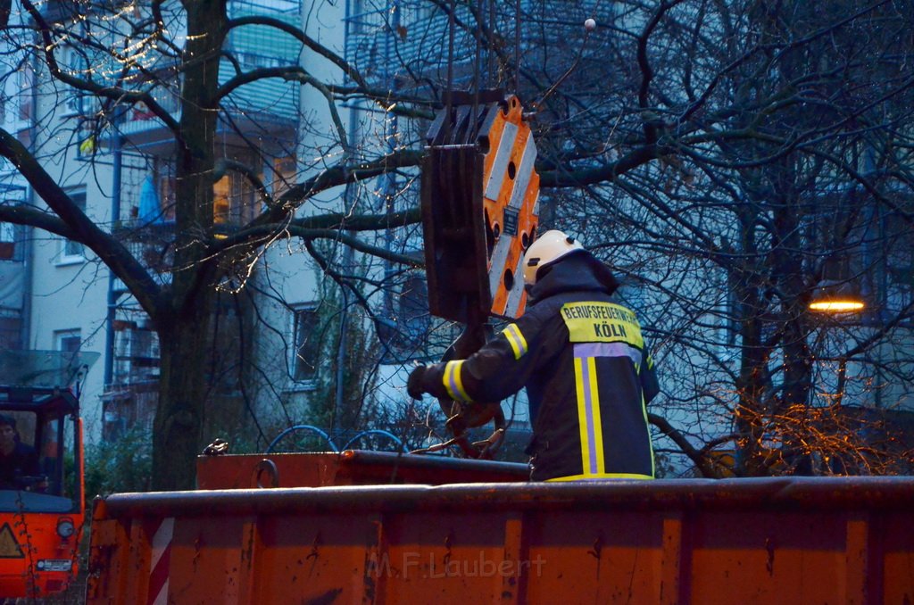 Feuer 2 Dachwohnung Koeln Severinswall Bayenstr P134.JPG